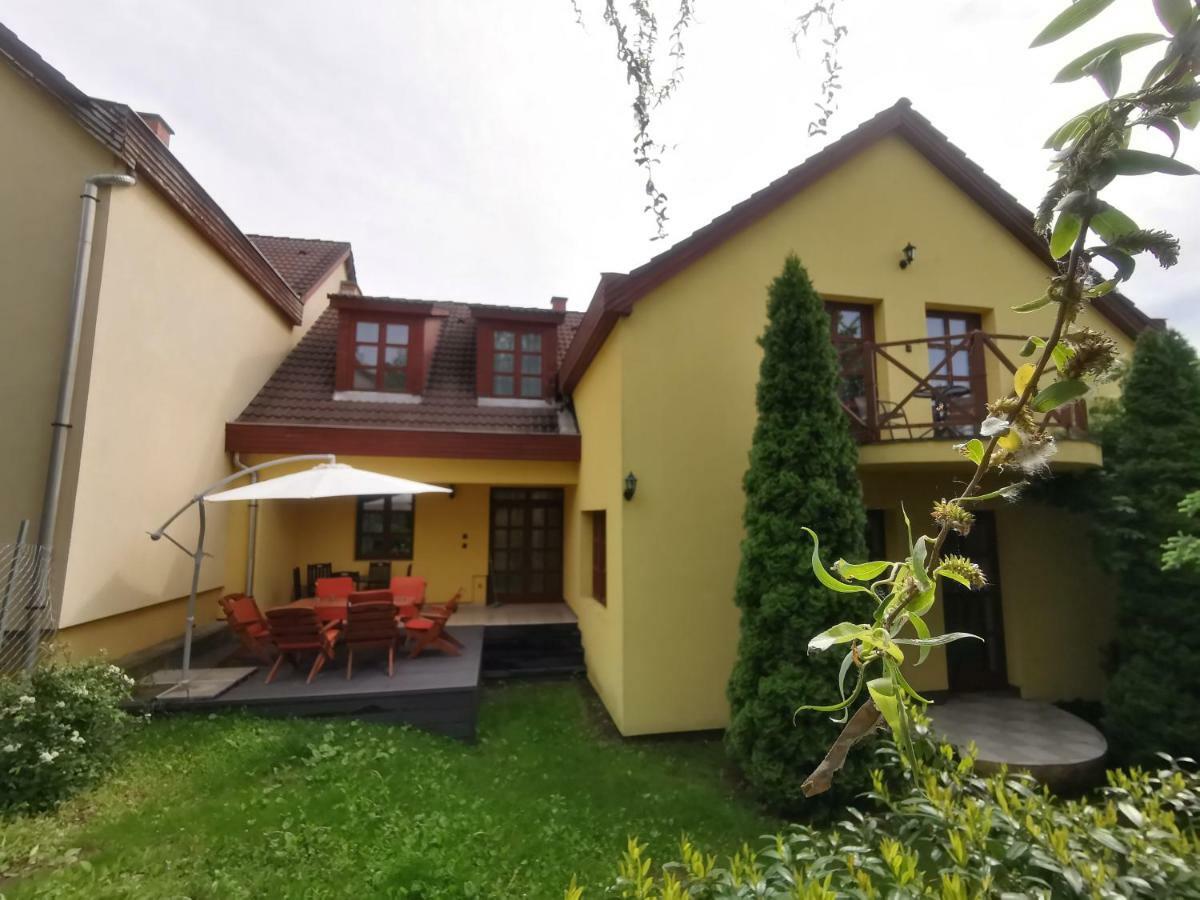 Hella Vendégház Eger Exterior foto